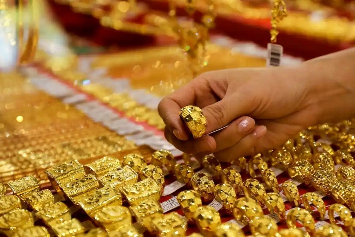 قیمت طلا و سکه در بازار امروز ۱۲ دی ۱۴۰۲ | طلای ۱۸ عیار چقدر گران شد + جدول قیمت
