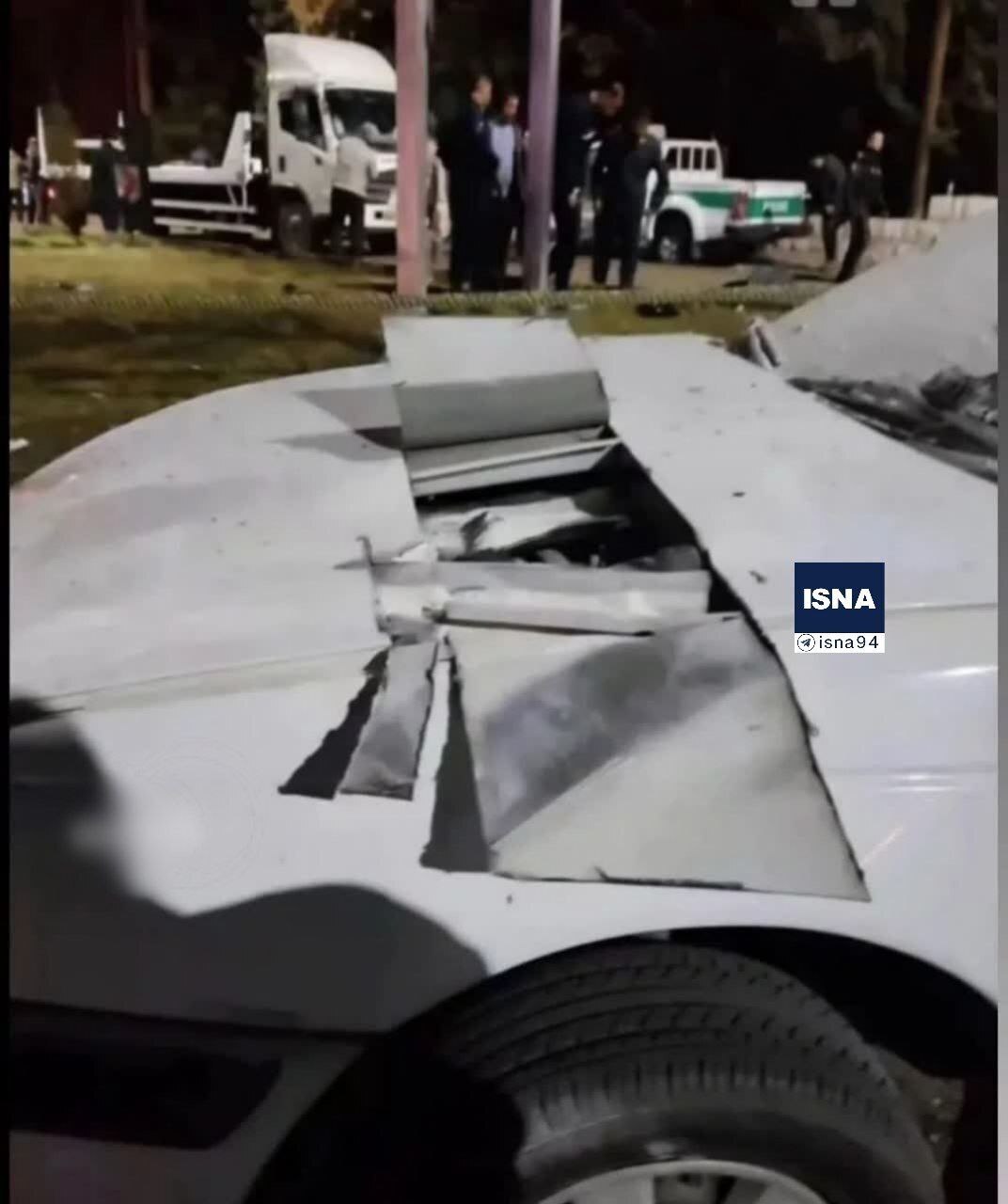 عکس | کشف ماشین بمبگذاری شده در شب حادثه تروریستی کرمان عکس | کشف ماشین بمبگذاری شده در شب حادثه تروریستی کرمان