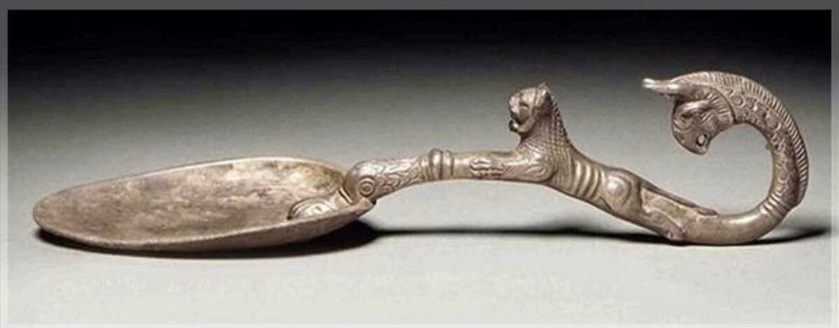 عکس | این «قاشق هخامنشی» حراج کریستی را بهم ریخت