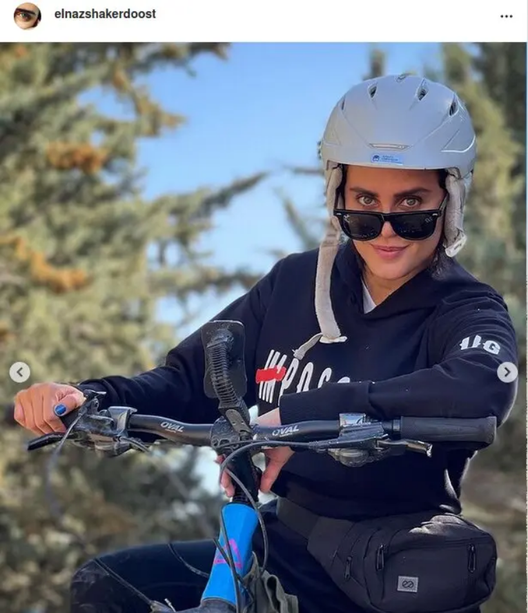عکس | موتور‌سواری خانم بازیگر سوژه شد