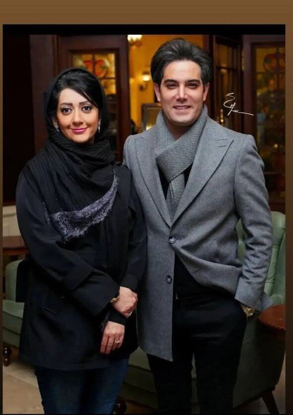 عکس | عکس یادگاری امیرعلی نبویان و همسرش