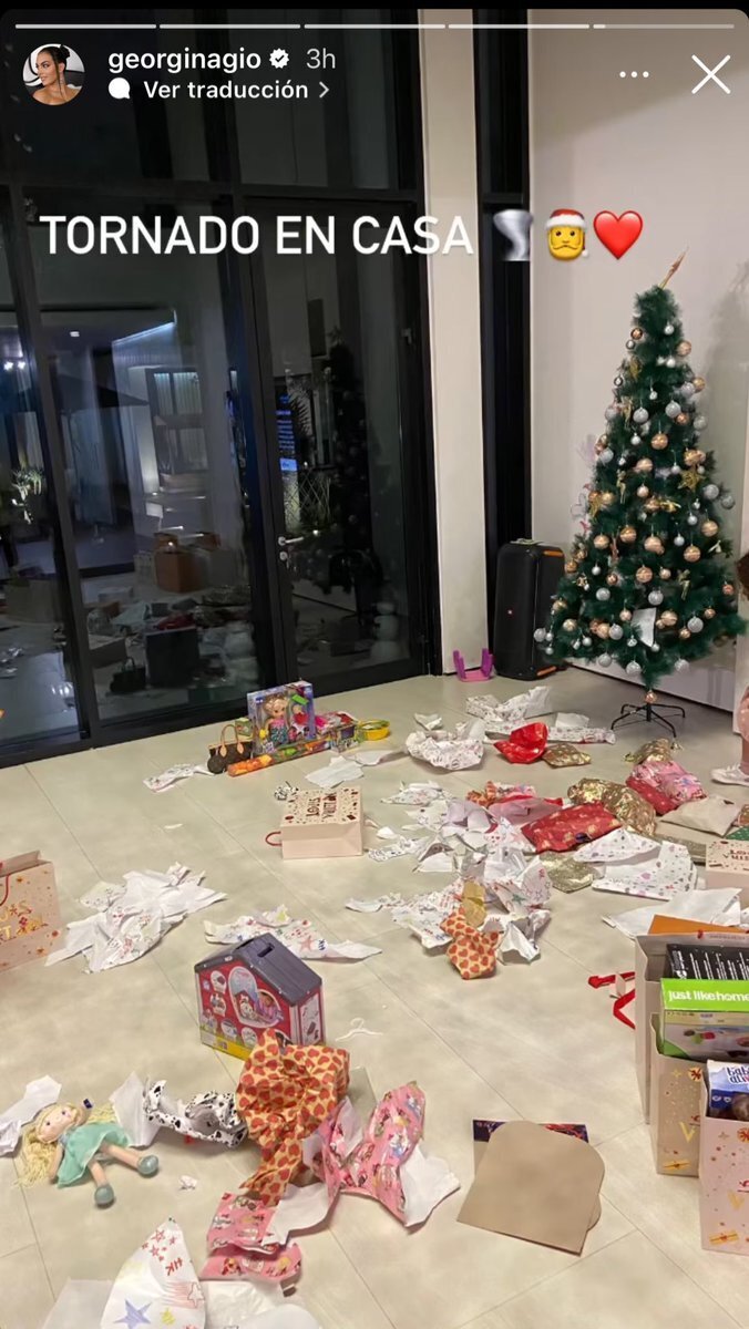 عکس | طوفان در خانه رونالدو در شب کریسمس!