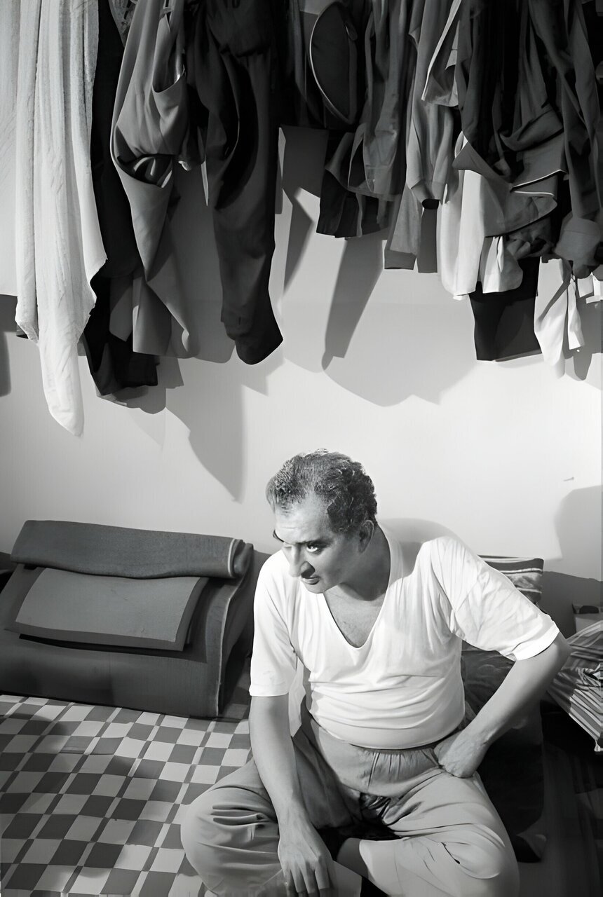 عکس | برادر محمدرضا شاه در زندان اوین | حمیدرضا پهلوی ایران را ترک نکرد و دستگیر شد عکس | برادر محمدرضا شاه در زندان اوین | حمیدرضا پهلوی ایران را ترک نکرد و دستگیر شد