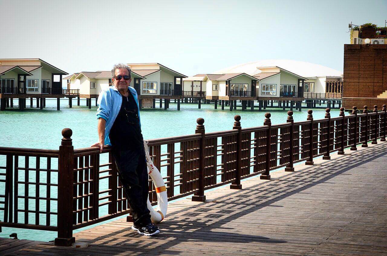 آخرین عکس داریوش مهرجویی در کیش