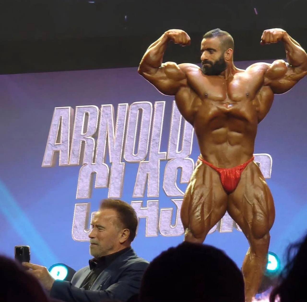 عکس | هادی چوپان قهرمان شد و ۳۰۰ هزار دلار آرنولد را به جیب زد !