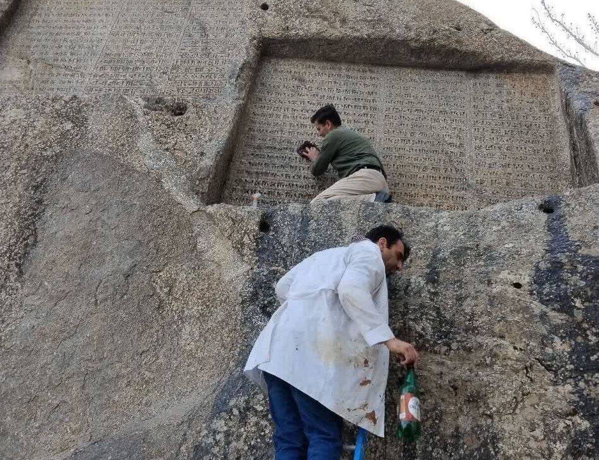 گزارشی از آسیب‌های وارد شده به «گنج‌نامه» در «چهارشنبه‌سوری»