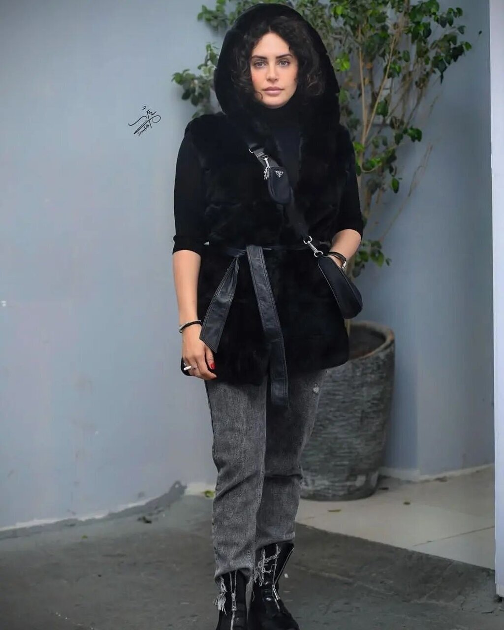 عکس | کیف ۲ هزار دلاری الناز شاکردوست همه را متعجب کرد عکس | کیف ۲ هزار دلاری الناز شاکردوست همه را متعجب کرد