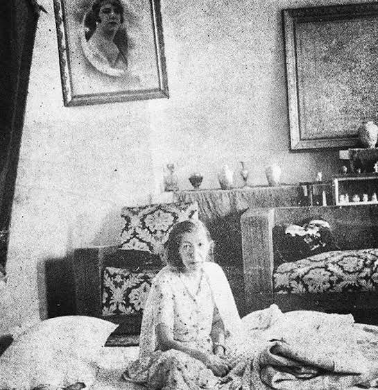 تصاویر | خاکسپاری خواننده زن ایرانی که خبرساز شد!