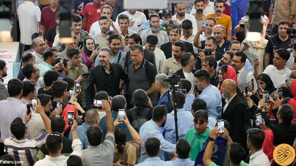 عکس | تصویری خاص از محبوبیت بالای علی دایی