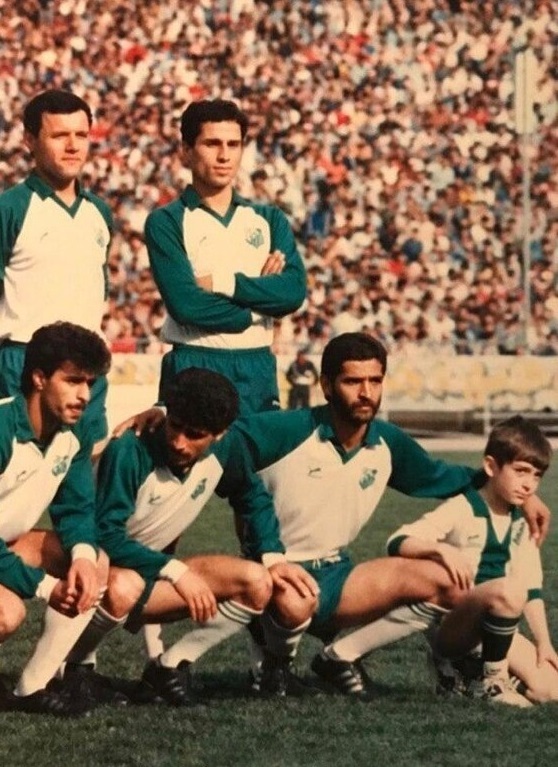 عکس | تصویر جالبی از کودکی رضا گلزار در کنار فیروز کریمی