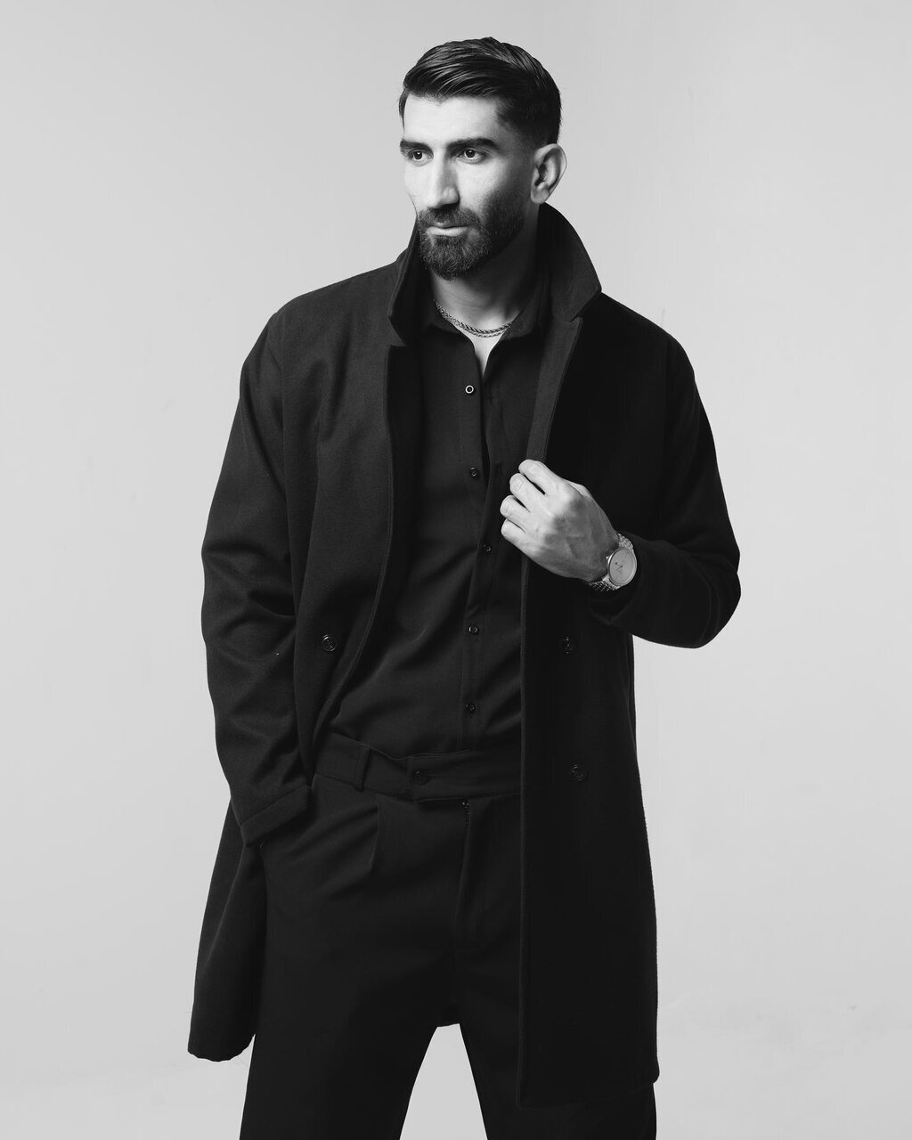 عکس | ژست‌های خاص گلر پرسپولیس مقابل دوربین / بیرانوند مدل شد