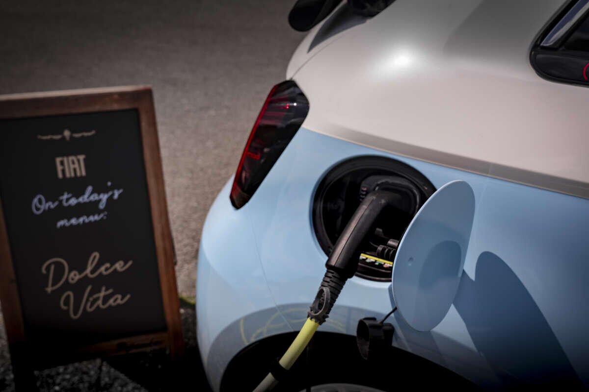 عکس | ون بستنی ؛ خودروی عجیب برای علاقه‌مندان به بستنی !