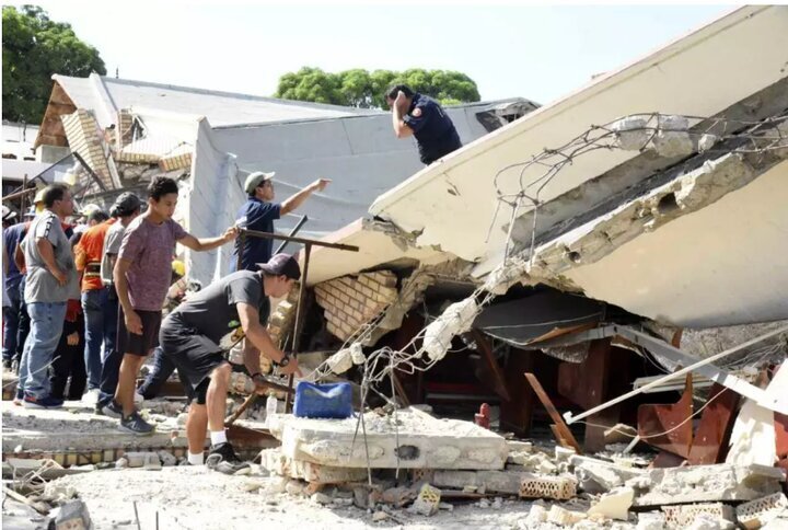 عکس | ریزش مرگبار سقف یک کلیسا با ۹ کشته و ۳۰ زخمی