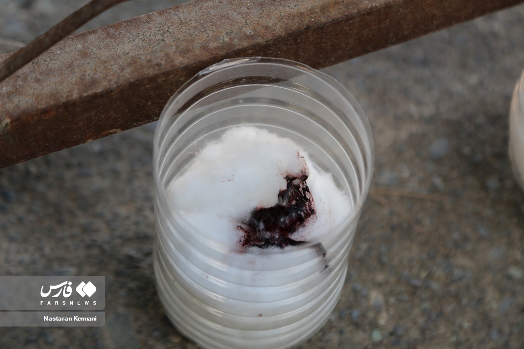 عکس | وضعیت عجیب نگهداری مدارک صحنه قتل داریوش مهرجویی