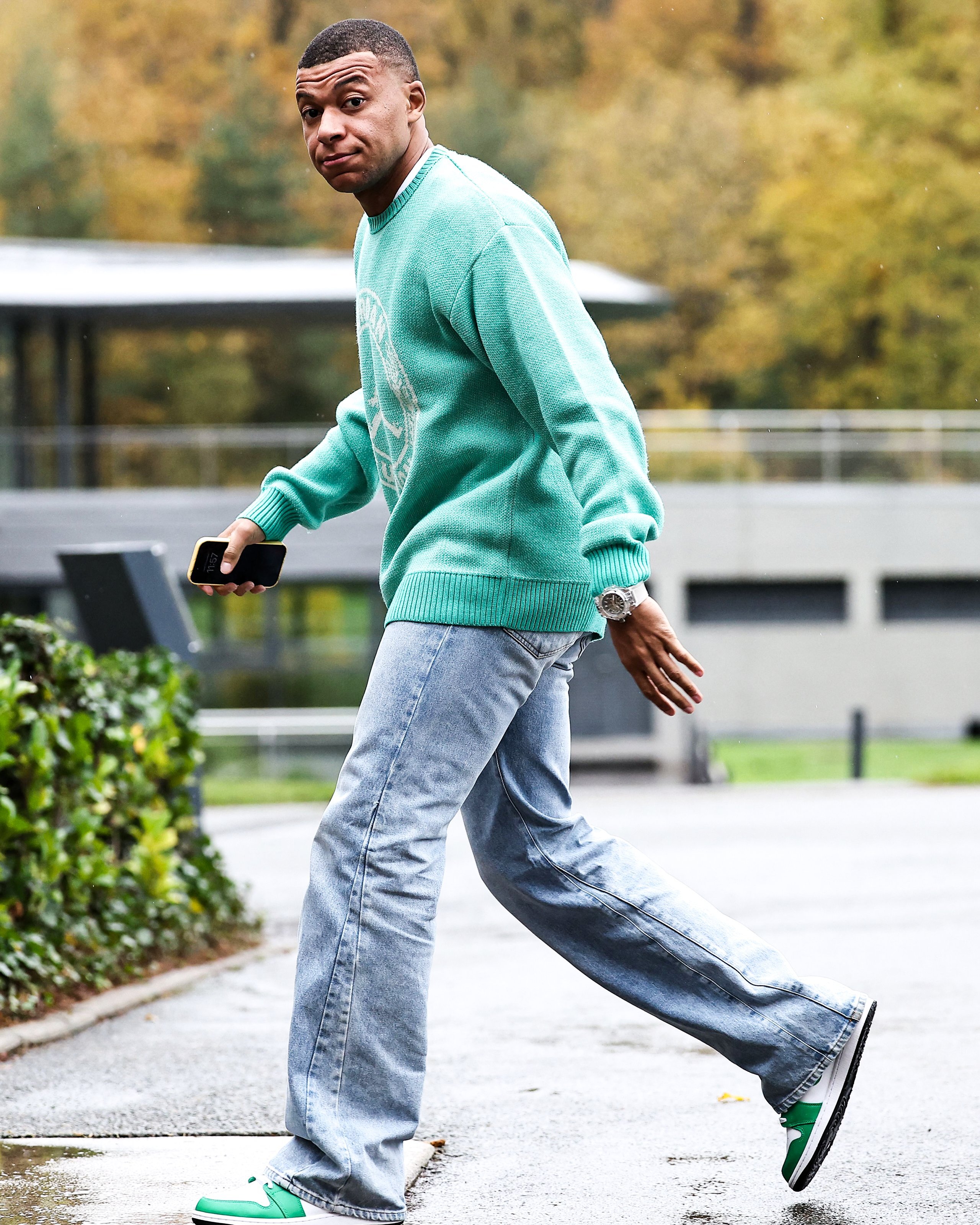 عکس | تیم ملی فرانسه با استایلی جذاب اردو را آغاز کرد