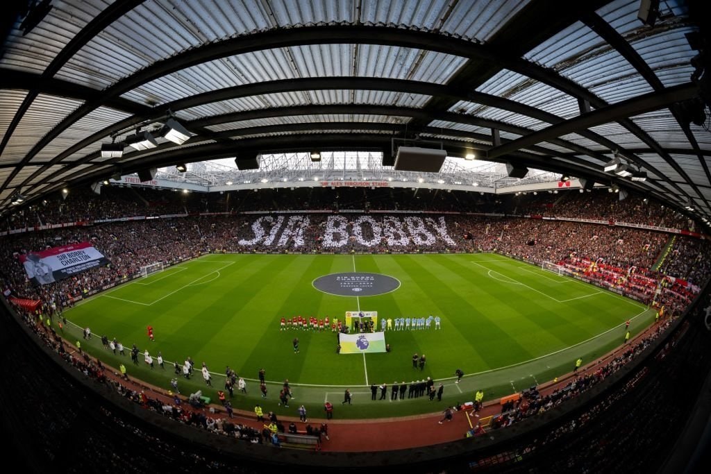 عکس | باشگاه منچستریونایتد برای اسطوره اش سنگ تمام گذاشت