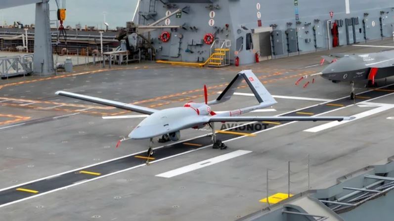 عکس | پهپاد پر سر و صدای ترکیه‌ای به پرواز درآمد