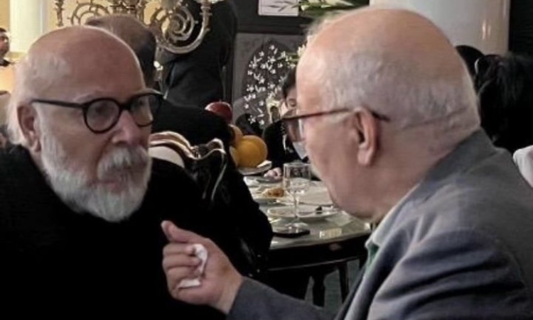 عکس | چهرههای مشهوری که در مراسم چهلم مهرجویی شرکت کردند عکس | چهرههای مشهوری که در مراسم چهلم مهرجویی شرکت کردند