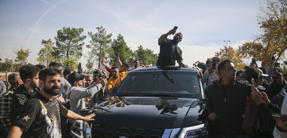 عکس | خودروی میلیاردی هادی چوپان خبرساز شد!