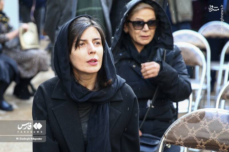 عکس | بانو در خانه ابدی آرمید | حضور هنرمندان در مراسم تشییع بیتا فرهی