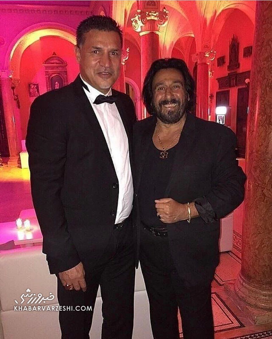 دیدار اسطوره فوتبال ایران با این خواننده محبوب دهه ۶۰