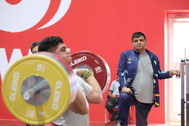 عکس | لاغری بیش از اندازه و قابل توجه حسین رضازاده! عکس | لاغری بیش از اندازه و قابل توجه حسین رضازاده!