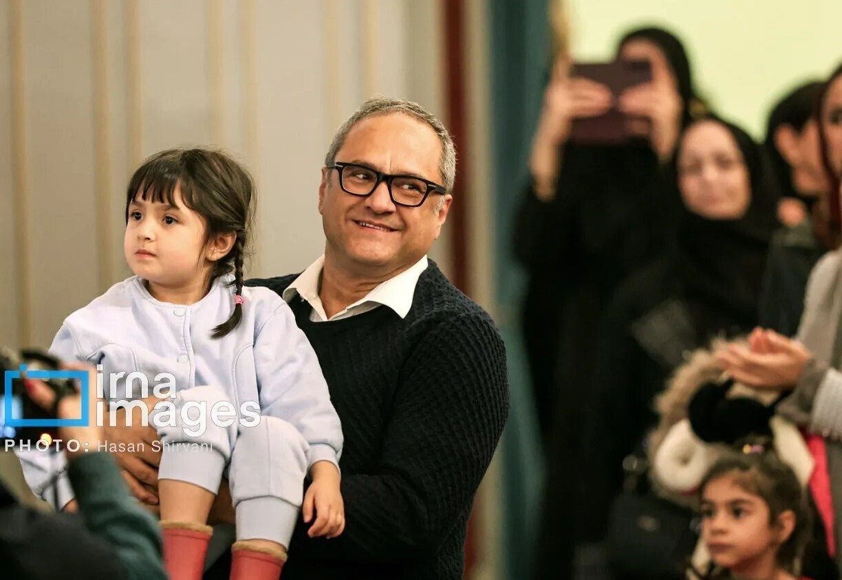 عکس | حضور رامبد جوان به همراه دخترش در کنسرت