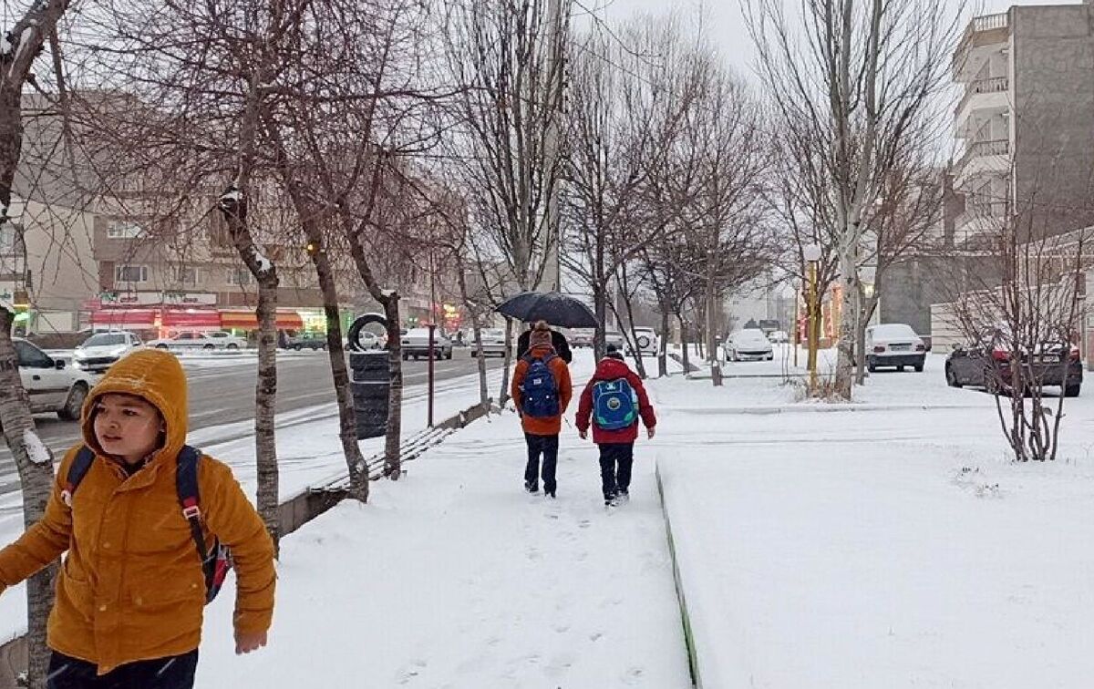 خبر مهم درباره نحوه فعالت مدارس برخی شهر‌های لرستان امروز یکشنبه ۷ بهمن