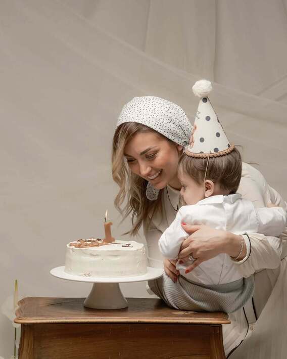 عکس | جشن تولد ساده، اما شیک پسر بهرام رادان و مینا مختاری!