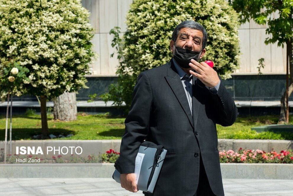 ماسک سیاه آقای وزیر جنجالی شد