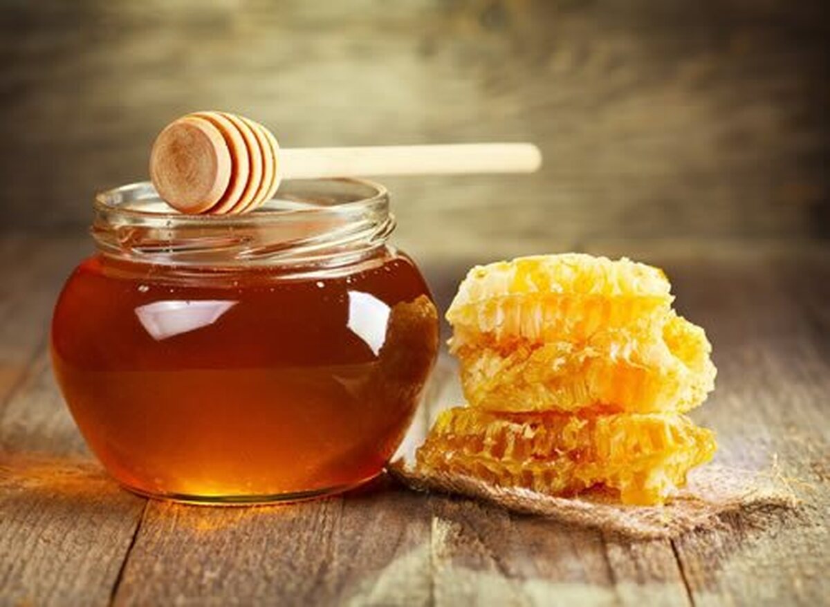 اینفوگرافیک | فواید شگفت انگیز مصرف روزانه عسل