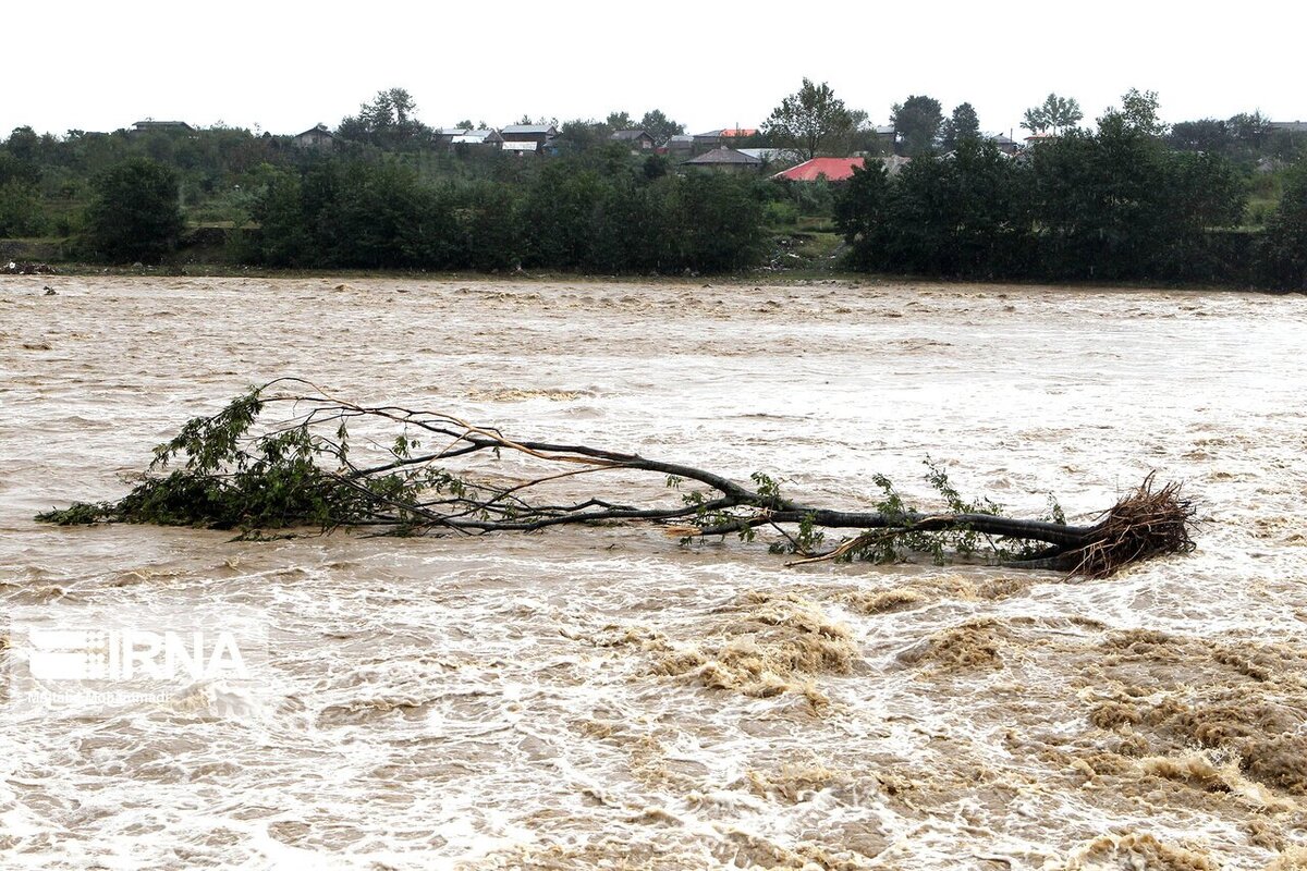 هشدار به کرجی‌ها نسبت به  بارش سنگین باران | در حریم رودخانه اتراق نکنید