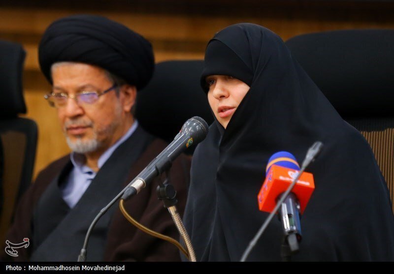 عکس | حضور دختران ابراهیم رییسی در یک مراسم عمومی!