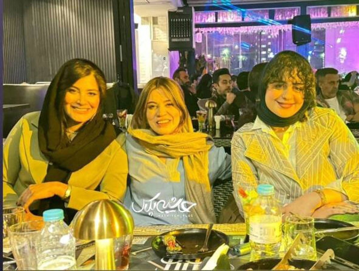 عکس | جدیدترین عکس از شیدا خلیق و دوستانش در یک دورهمی!