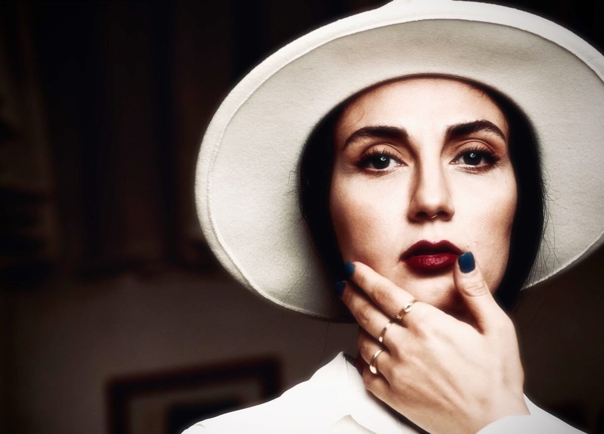 عکس | حدیث میرامینی را با این آرایش غلیظ هرگز ندیده اید!