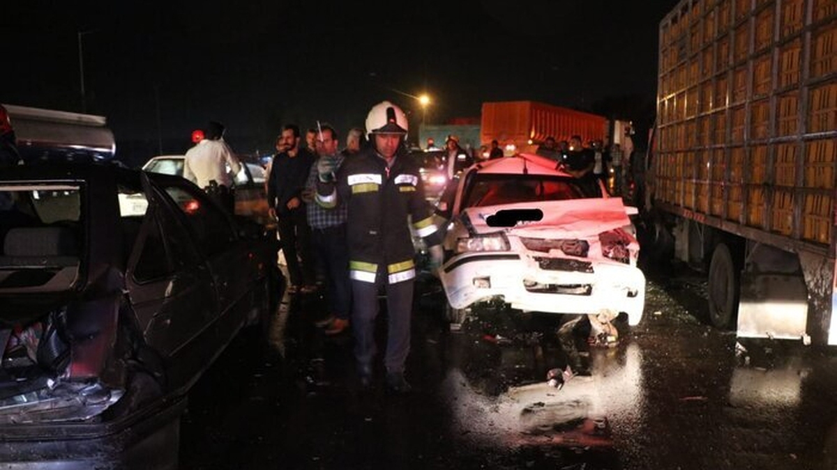 حادثه عجیب برخورد کامیون با دسته عزاداری در نکا | چند نفر مصدوم شدند ؟