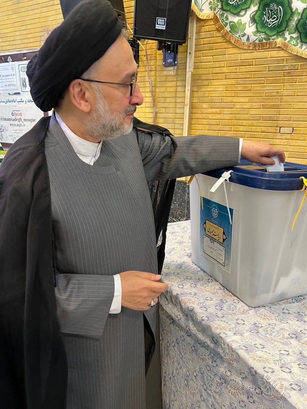 عکس | پیام جالب محمدعلی ابطحی بعد از رای دادن!