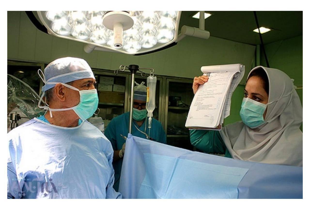 عکس | رییس جمهور برای عمل قلب چقدر دستمزد می‌گیرد؟!