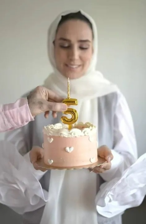 عکس | تصویری عاشقانه از سوگل طهماسبی و همسرش به مناسبت سالگرد ازدواج!