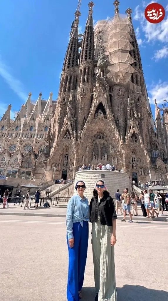 عکس | خواهران فرجاد را با این استایل در قلب اسپانیا ببینید!