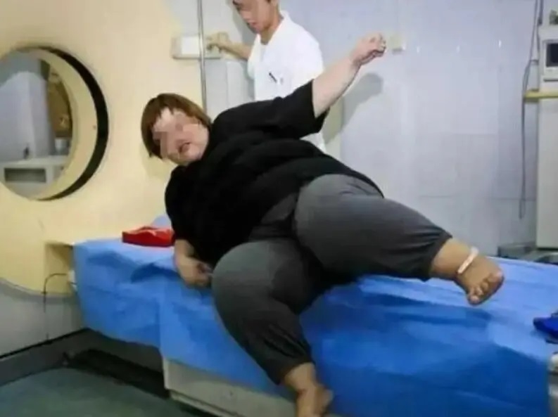 عکس | مرگ دلخراش دختر ۲۴ ساله هنگام لایو اینستاگرامی!