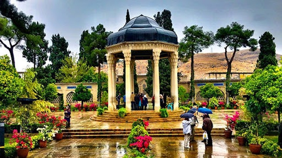 فال حافظ آنلاین با معنی کامل امروز دوشنبه ۲۶ شهریور ۱۴۰۳