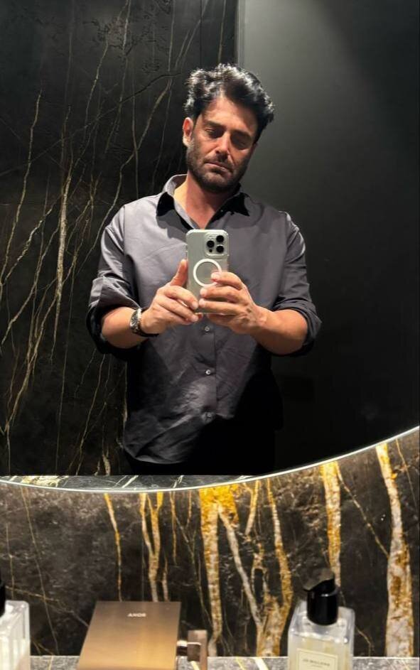 عکس | استوری محمدرضا گلزار با ظاهری پریشان و شلخته تعجب برانگیز بود!