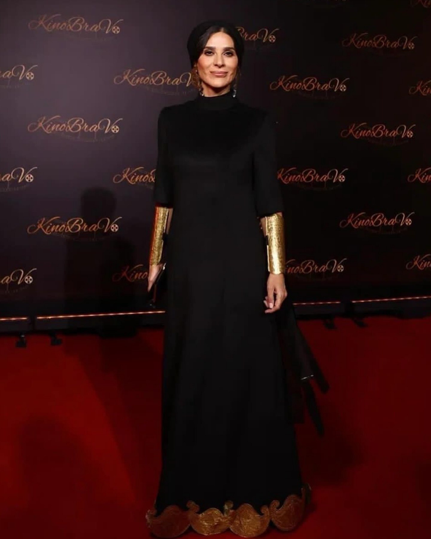 عکس شیک و جذاب مثل سحر دولتشاهی | حضور بر فرش قرمز روسیه