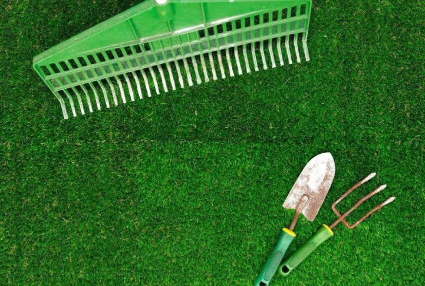 نحوه تمیز کردن چمن مصنوعی