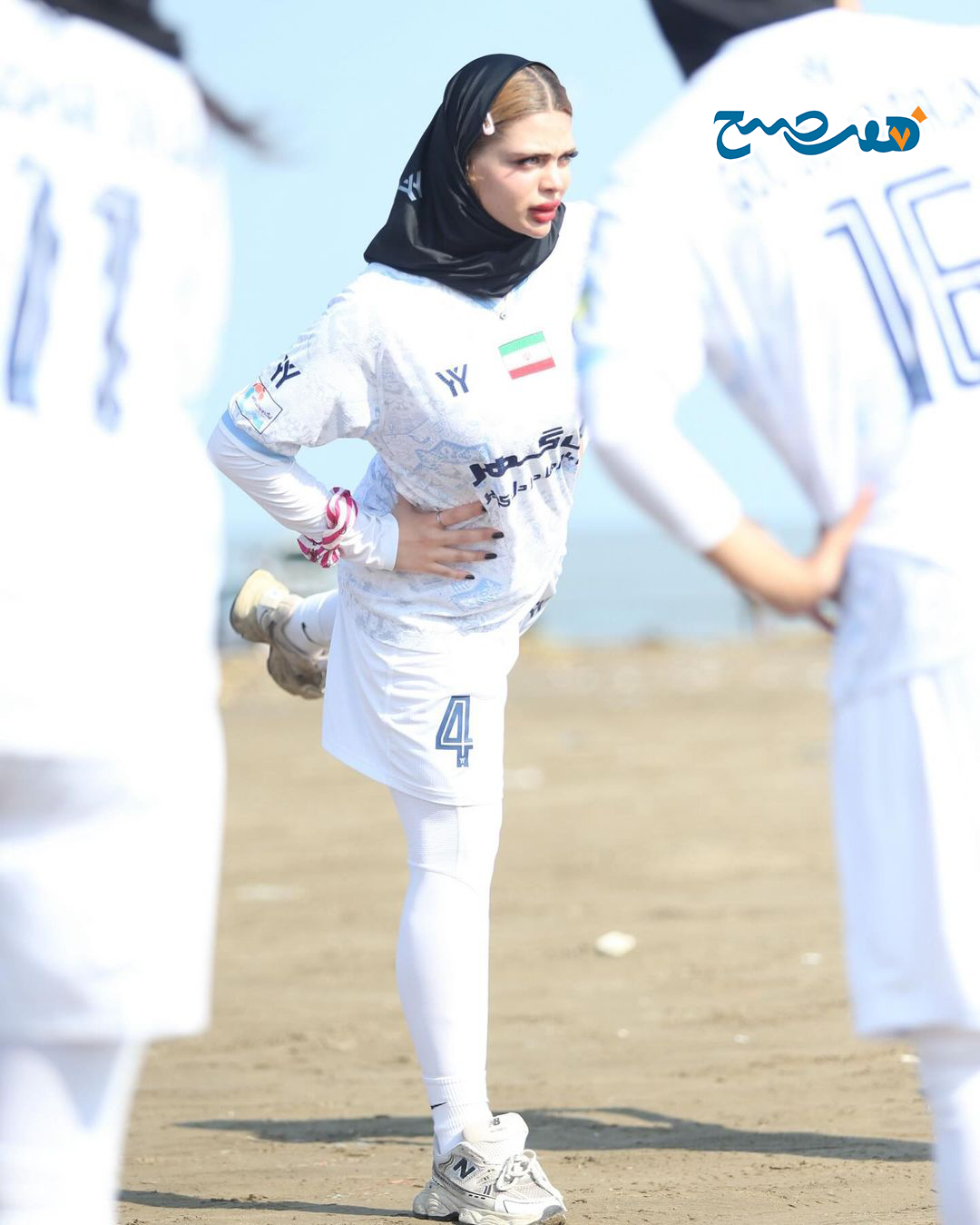 عکس | فوتبالیست زن ایرانی با این تیپ طرفداران زیادی پیدا کرده!