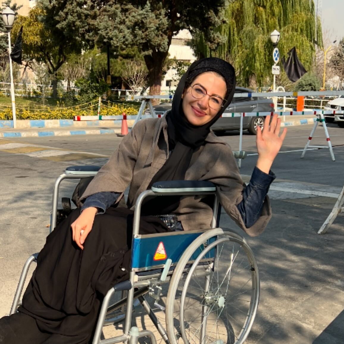 عکس | مجری محبوب تلویزیون ویلچرنشین شد عکس | مجری محبوب تلویزیون ویلچرنشین شد