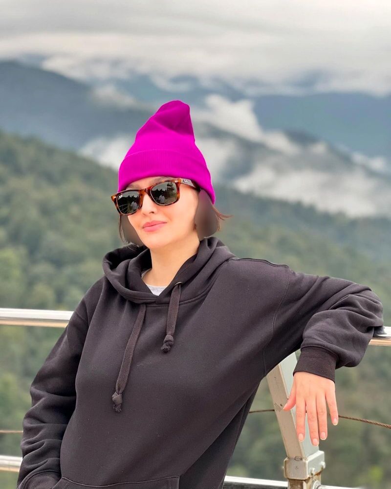 عکس | تصویر کراش پردیس احمدیه روی صفحه عینکش لو رفت!