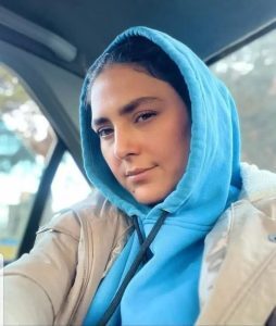 عکس | سلفی هدی زین العابدین در ماشین با این پوشش!