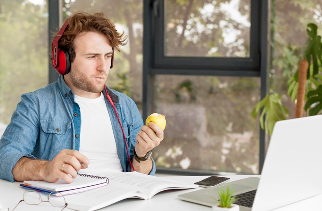 یادگیری زبان انگلیسی در خانه برای بزرگسالان